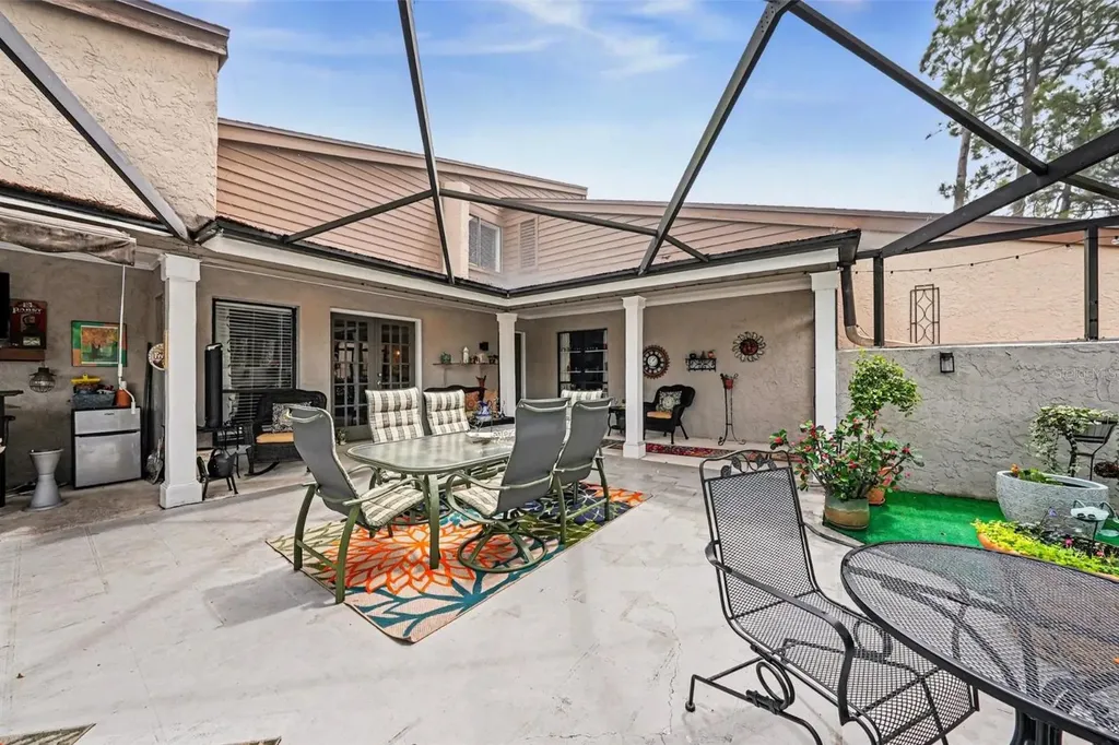 4805 Umber Court Tampa FL 33624