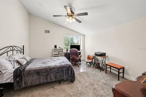 4805 Umber Court Tampa FL 33624