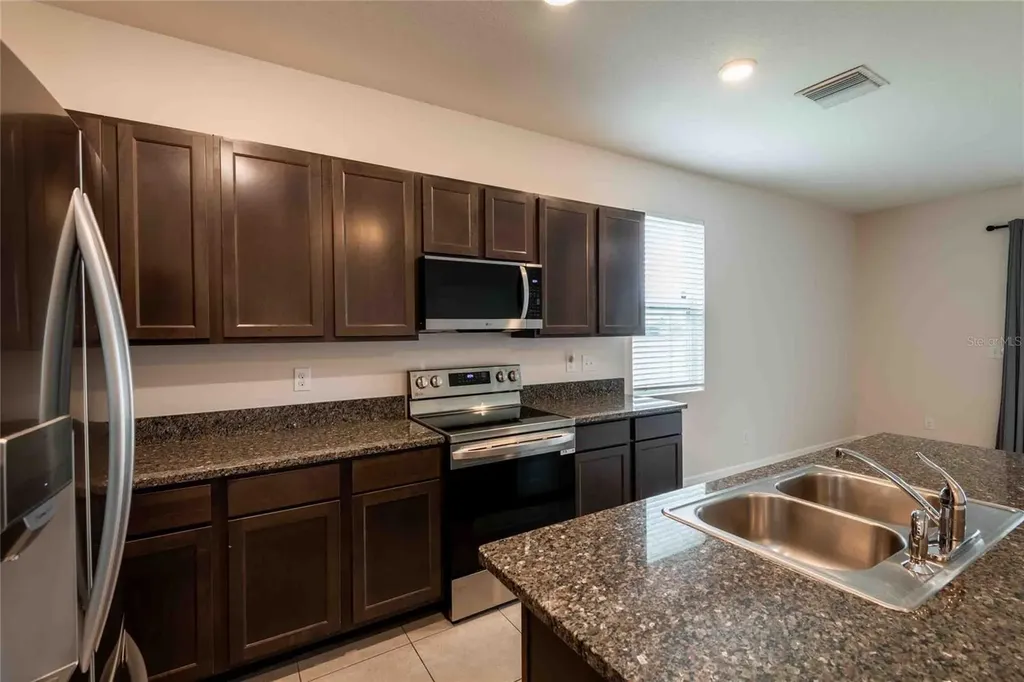 8668 Falling Blue Place Riverview FL 33578