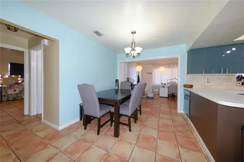 9215 Kingston Road Bradenton FL 34210