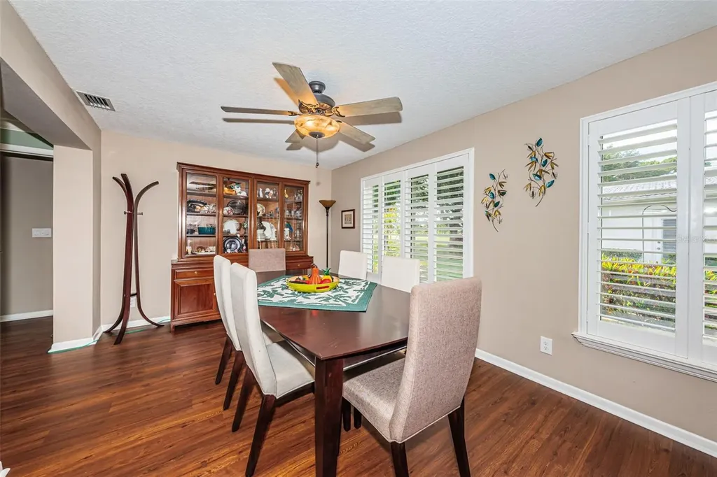 4286 96th Avenue N Pinellas Park FL 33782