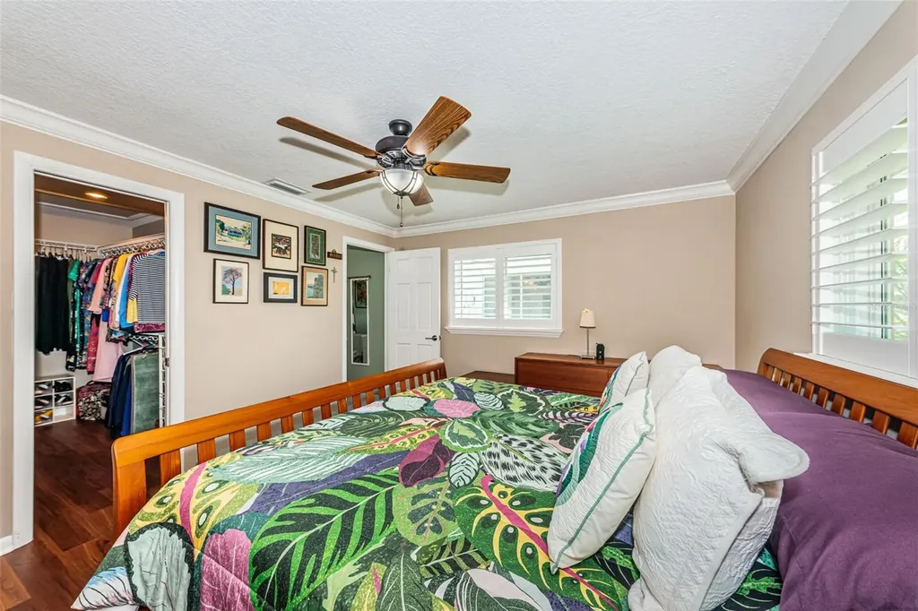 4286 96th Avenue N Pinellas Park FL 33782