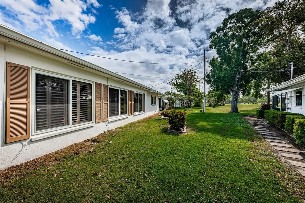 4286 96th Avenue N Pinellas Park FL 33782