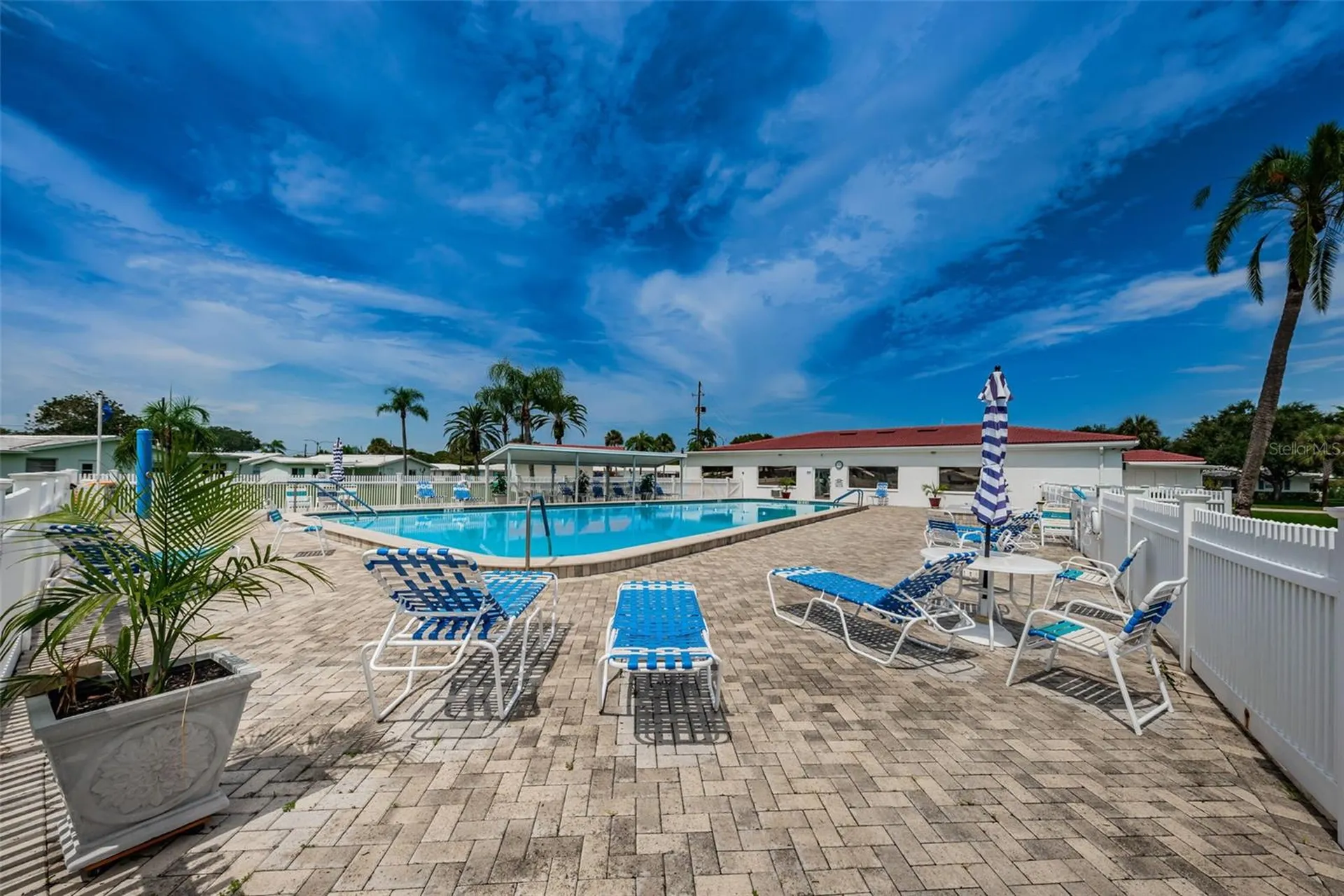 4286 96th Avenue N Pinellas Park FL 33782