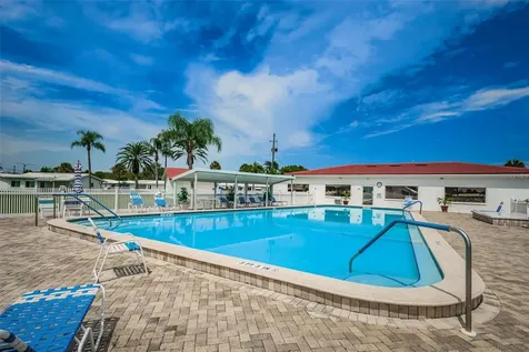 4286 96th Avenue N Pinellas Park FL 33782