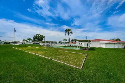4286 96th Avenue N Pinellas Park FL 33782