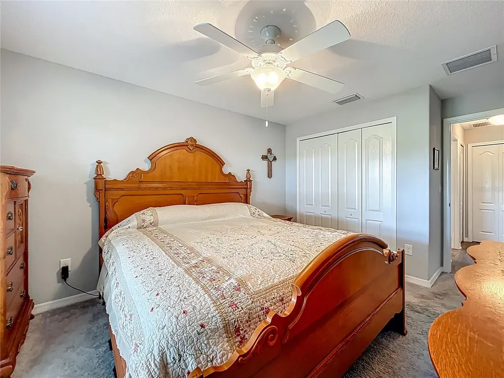 27327 Roanoke Drive Leesburg FL 34748