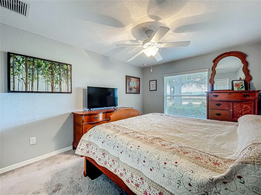 27327 Roanoke Drive Leesburg FL 34748