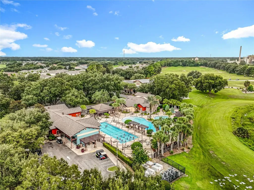 27327 Roanoke Drive Leesburg FL 34748