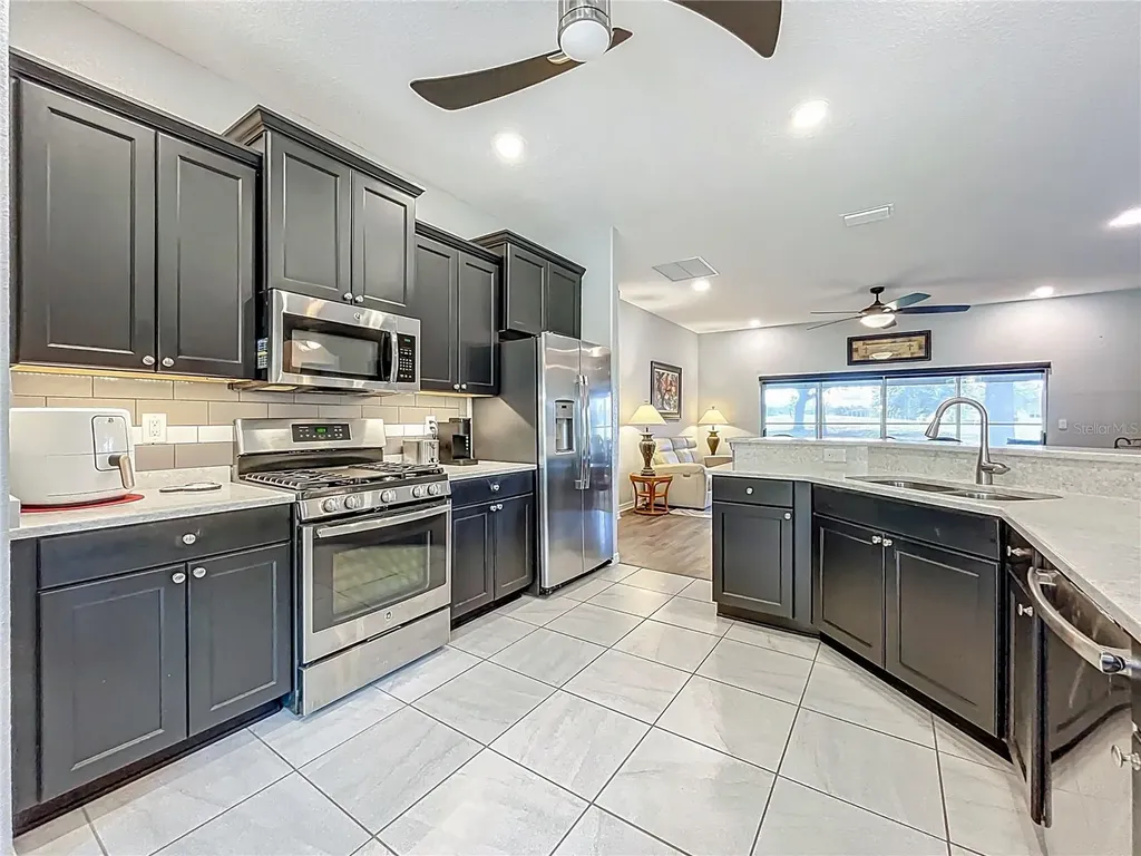 27327 Roanoke Drive Leesburg FL 34748