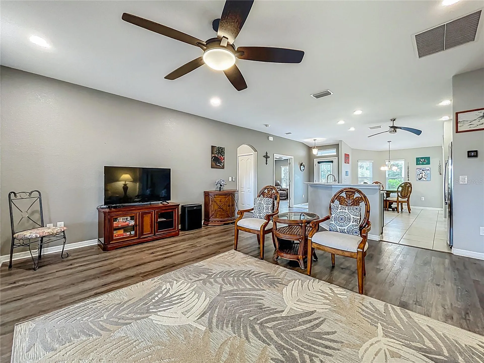 27327 Roanoke Drive Leesburg FL 34748