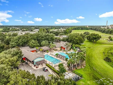 27327 Roanoke Drive Leesburg FL 34748