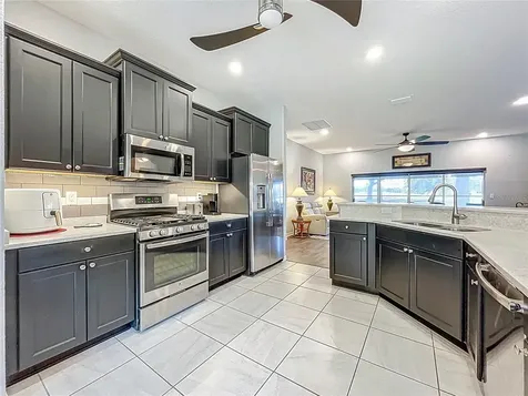 27327 Roanoke Drive Leesburg FL 34748