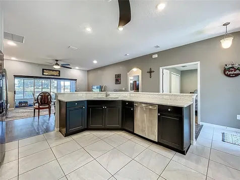 27327 Roanoke Drive Leesburg FL 34748