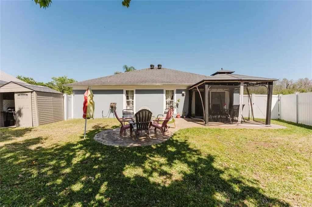 8859 Fort Jefferson Boulevard Orlando FL 32822