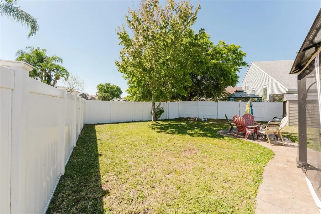8859 Fort Jefferson Boulevard Orlando FL 32822