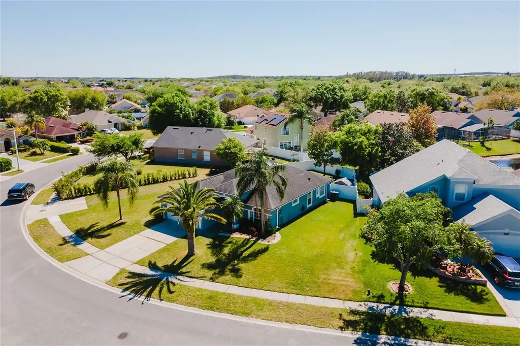 8859 Fort Jefferson Boulevard Orlando FL 32822
