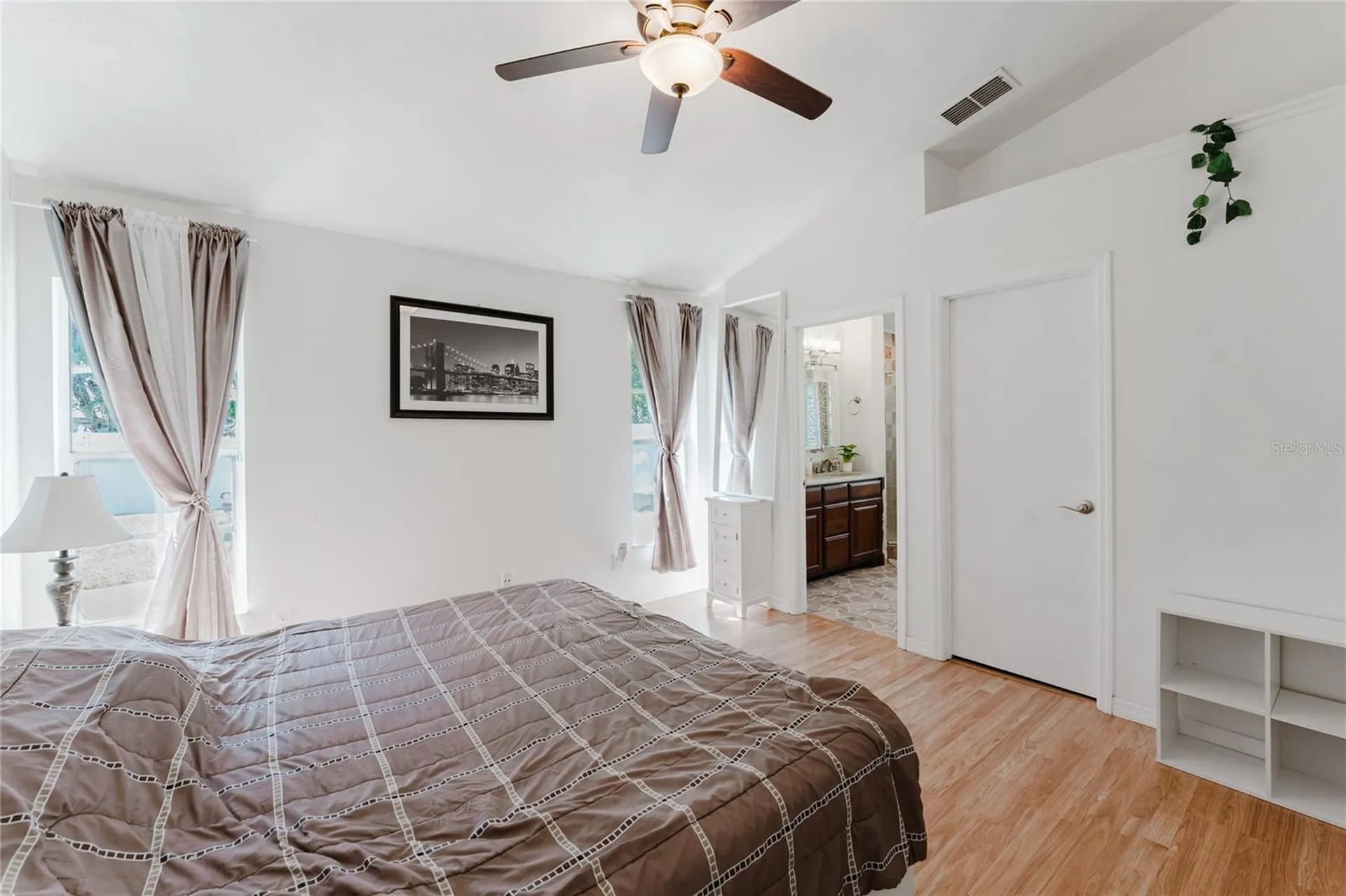 8859 Fort Jefferson Boulevard Orlando FL 32822