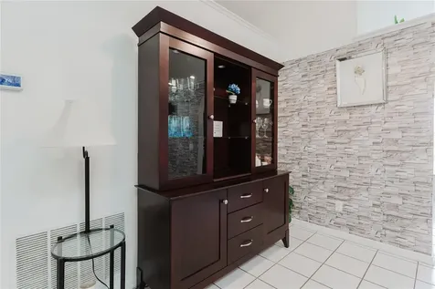 8859 Fort Jefferson Boulevard Orlando FL 32822
