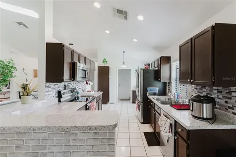 8859 Fort Jefferson Boulevard Orlando FL 32822