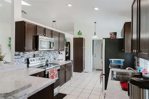 8859 Fort Jefferson Boulevard Orlando FL 32822