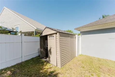8859 Fort Jefferson Boulevard Orlando FL 32822