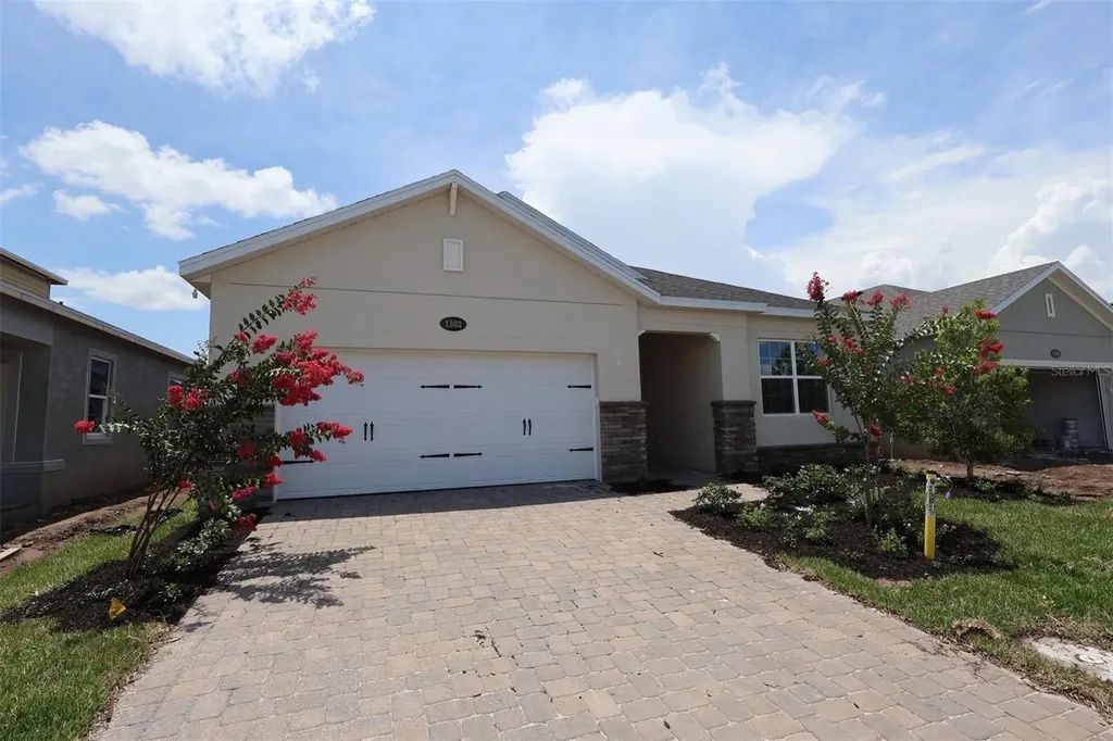 1302 Hyde Street St Cloud FL 34771