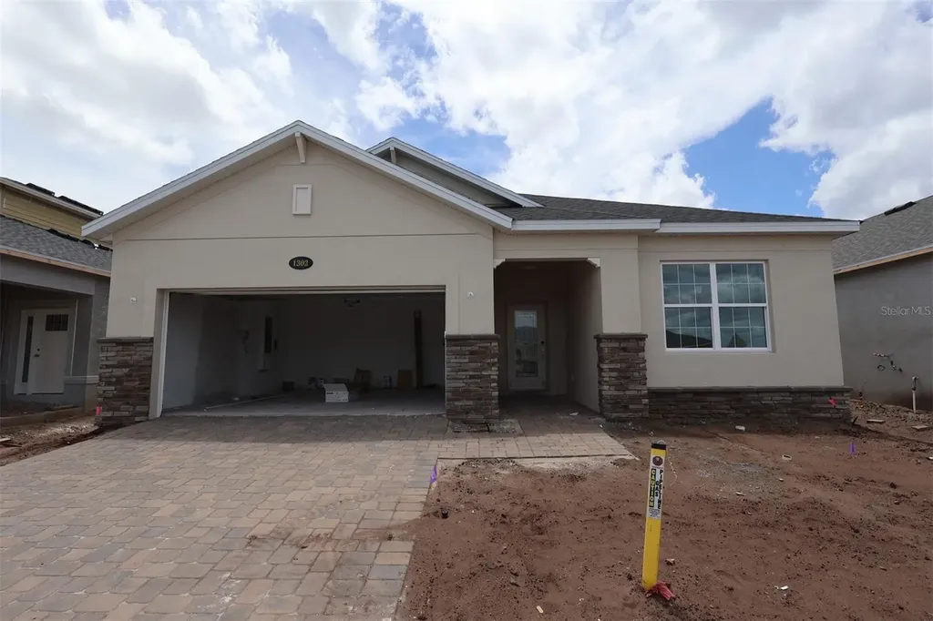1302 Hyde Street St Cloud FL 34771