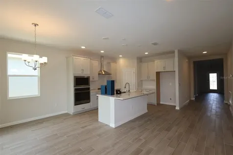 1302 Hyde Street St Cloud FL 34771