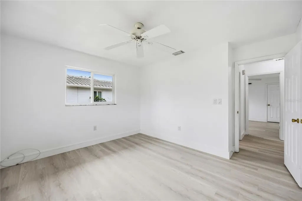2501 Cass Street Sarasota FL 34231
