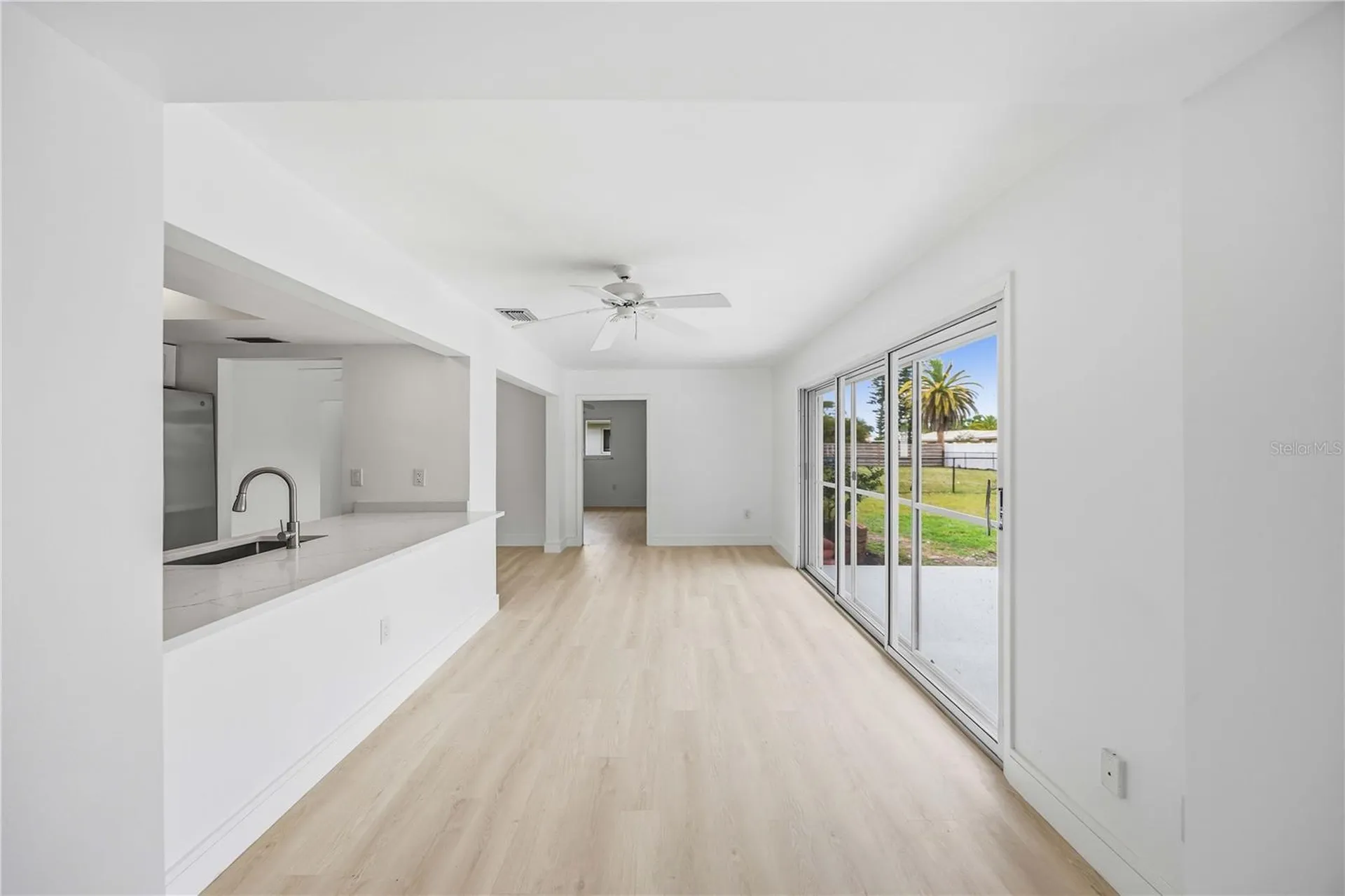 2501 Cass Street Sarasota FL 34231