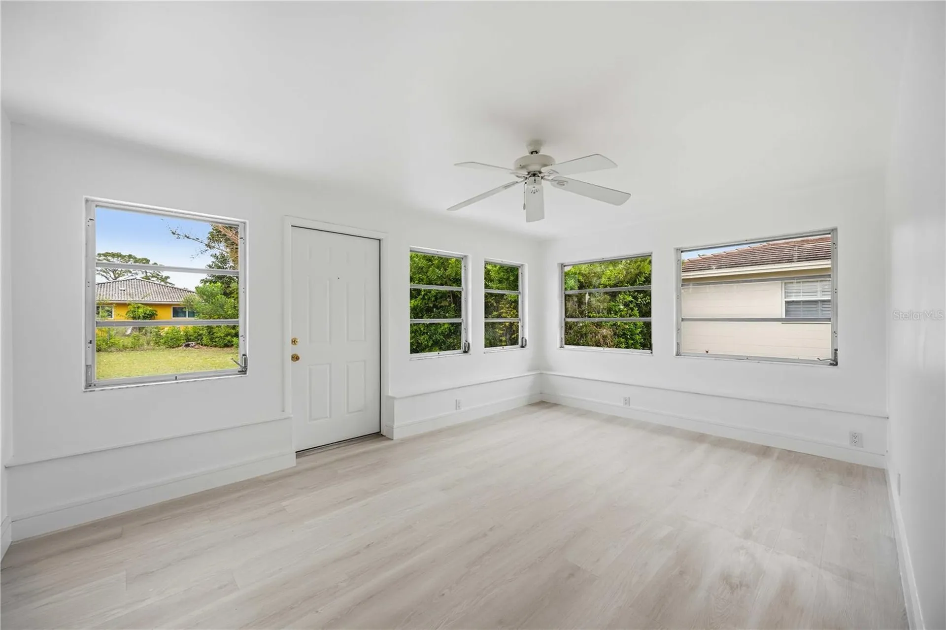 2501 Cass Street Sarasota FL 34231