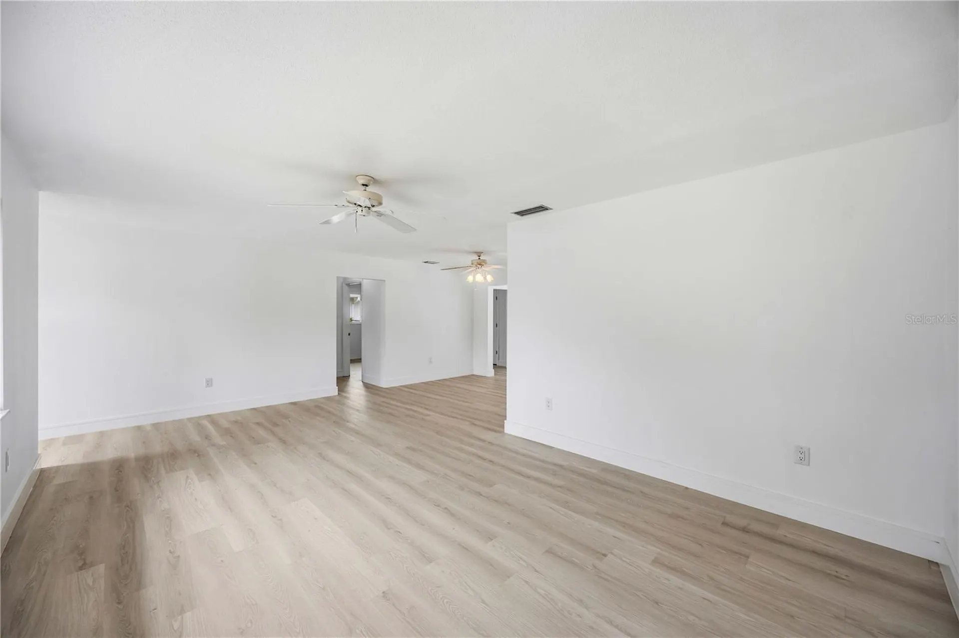 2501 Cass Street Sarasota FL 34231