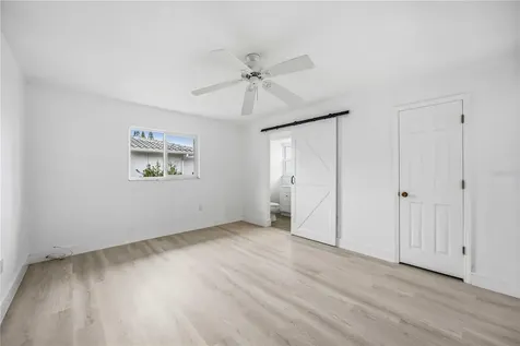 2501 Cass Street Sarasota FL 34231