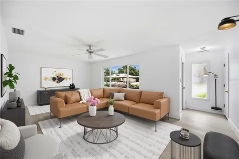 2501 Cass Street Sarasota FL 34231