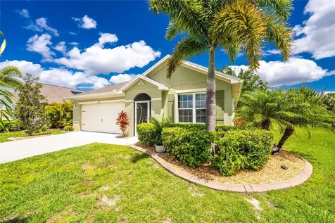 7612 Mikasa Drive Punta Gorda FL 33950