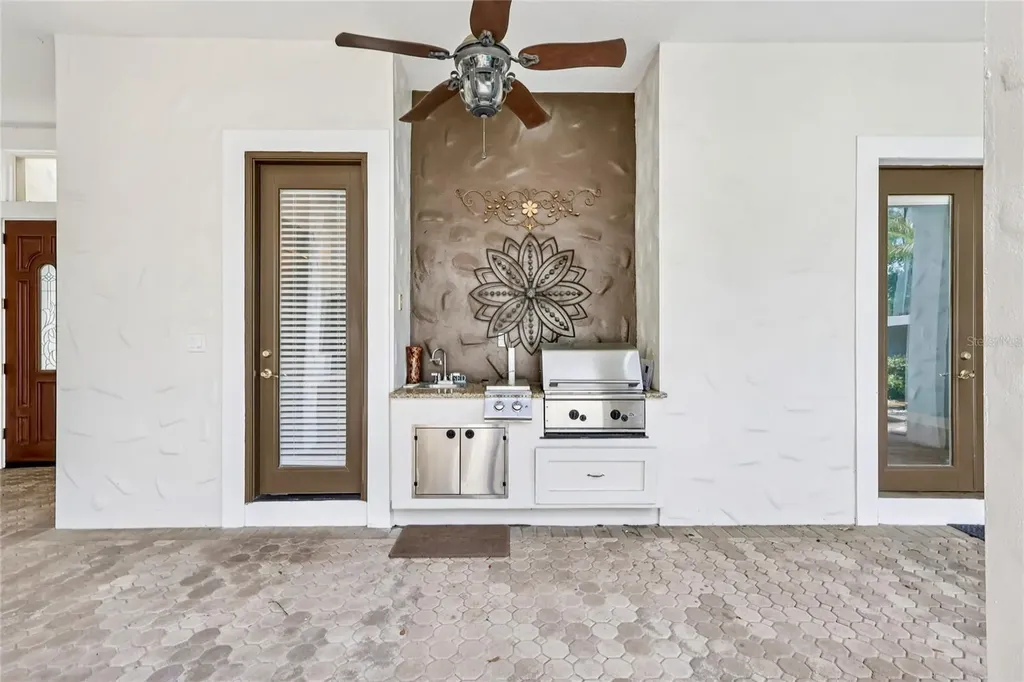 2068 Roberts Point Drive Windermere FL 34786