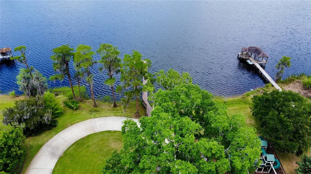 2068 Roberts Point Drive Windermere FL 34786