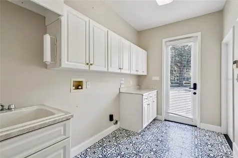 2068 Roberts Point Drive Windermere FL 34786