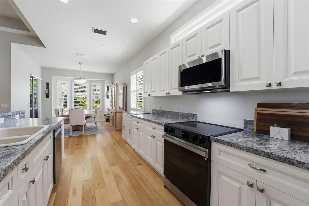 132 Tall Trees Court Sarasota FL 34232