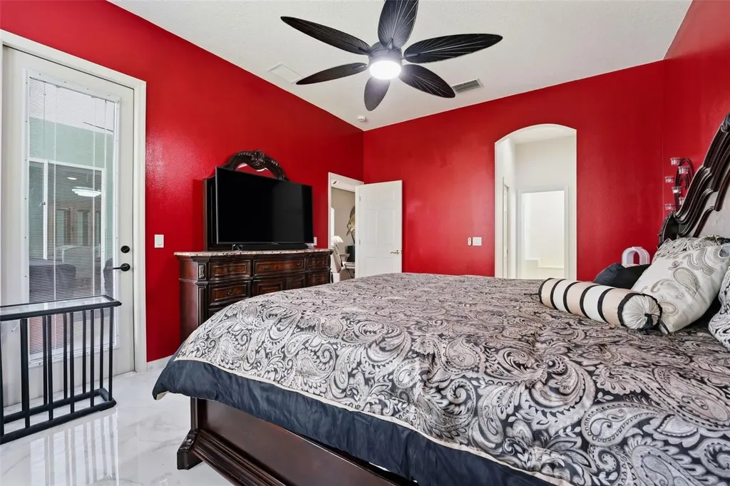 132 Tall Trees Court Sarasota FL 34232