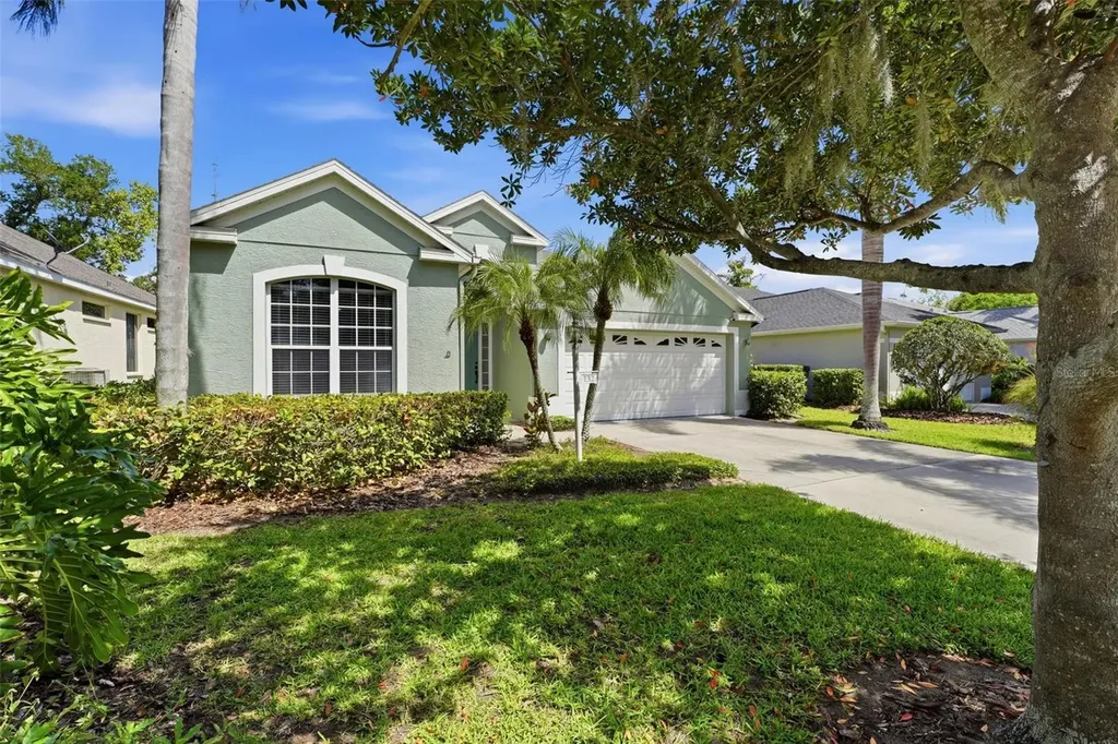 132 Tall Trees Court Sarasota FL 34232