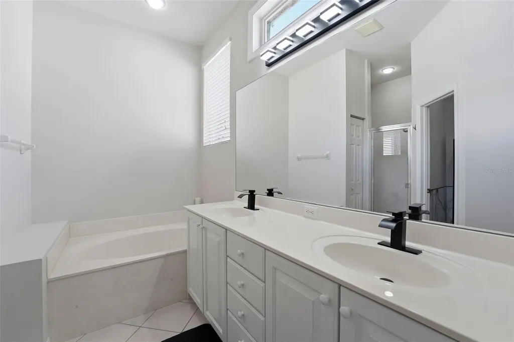 132 Tall Trees Court Sarasota FL 34232