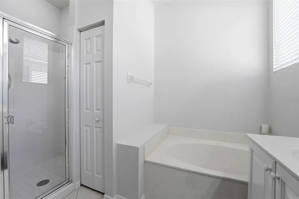132 Tall Trees Court Sarasota FL 34232
