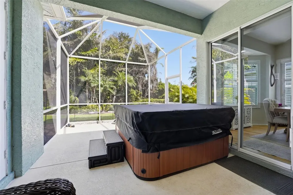 132 Tall Trees Court Sarasota FL 34232