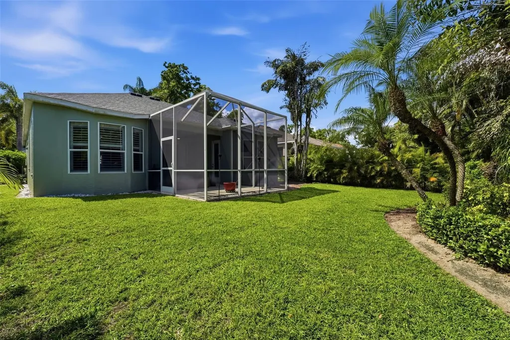 132 Tall Trees Court Sarasota FL 34232