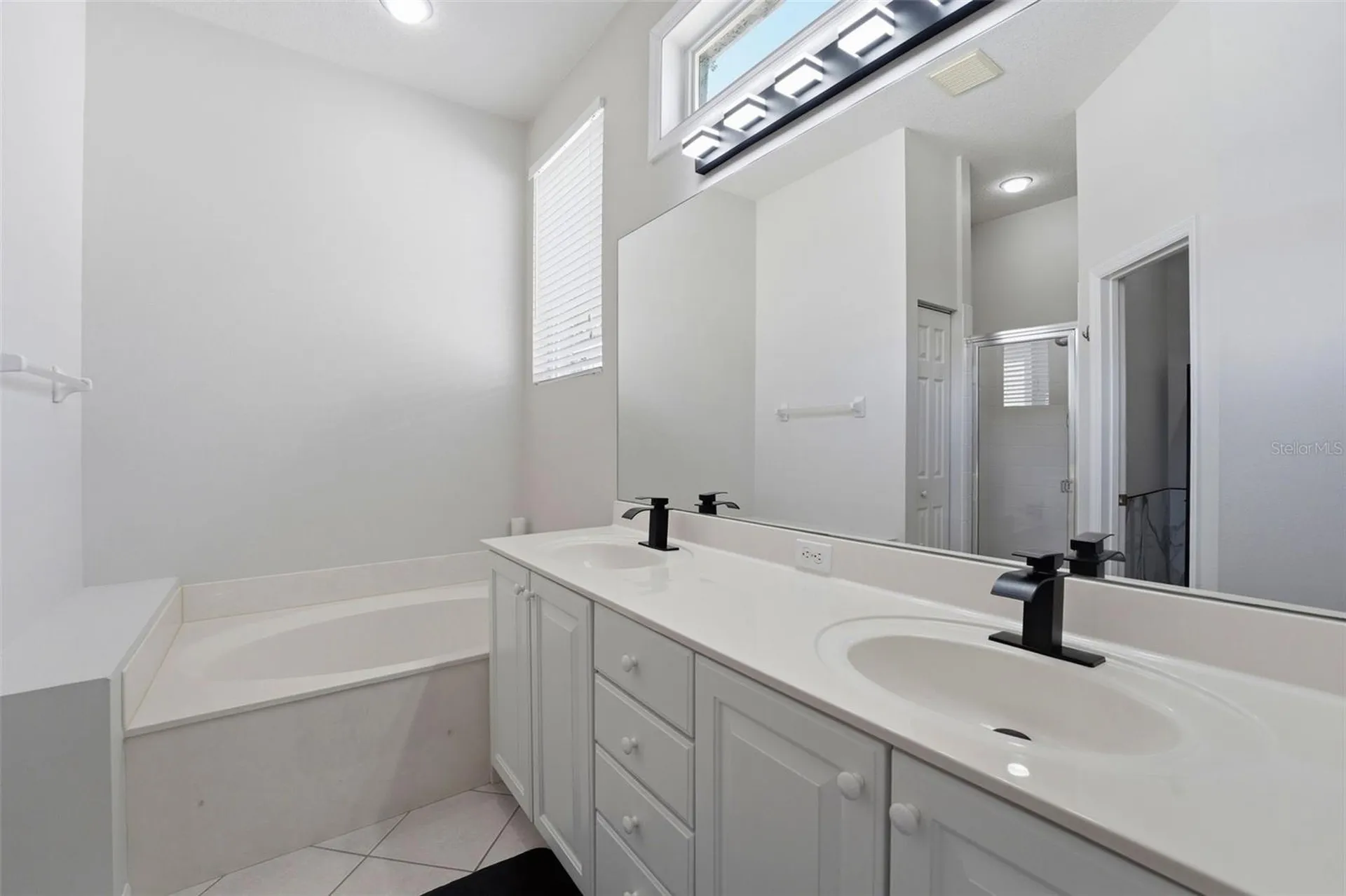 132 Tall Trees Court Sarasota FL 34232