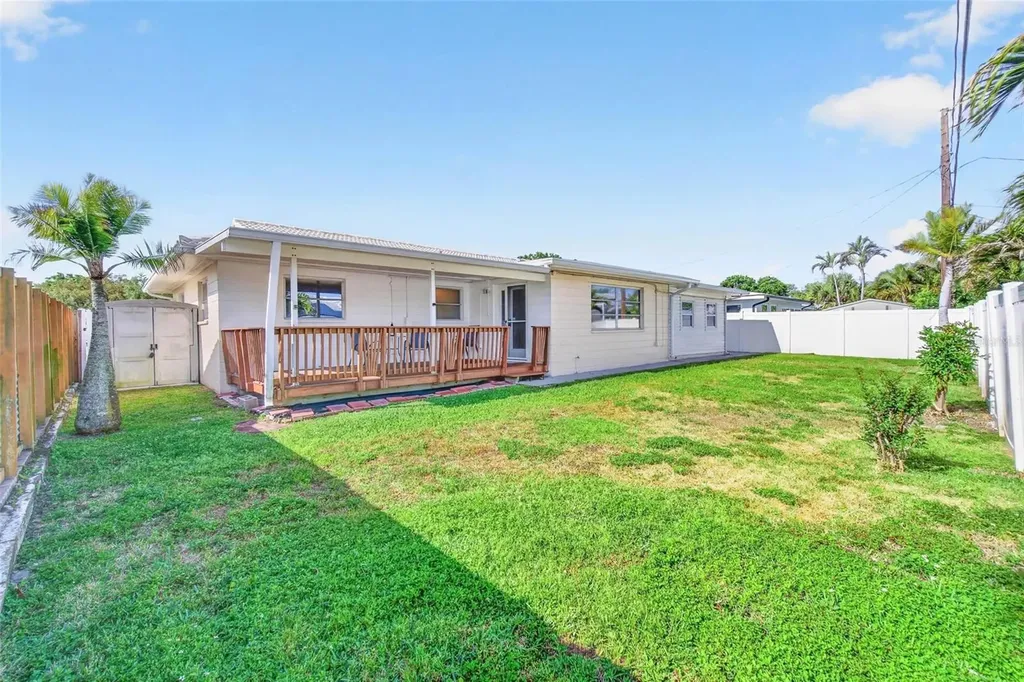 11225 59th Avenue Seminole FL 33772
