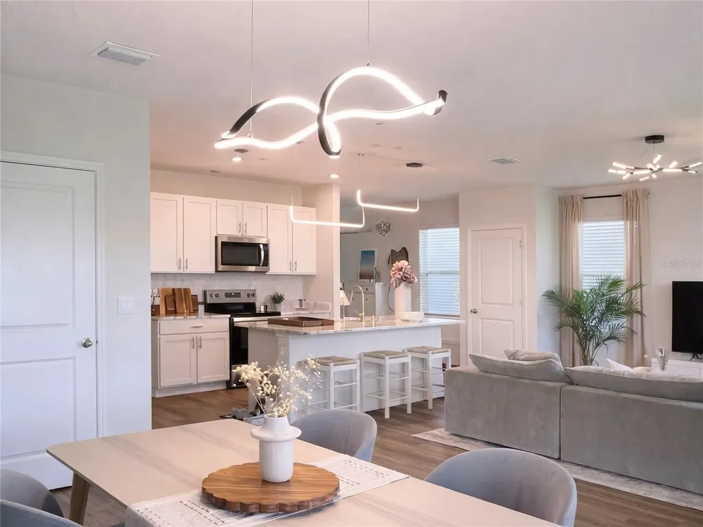 3419 Hilltop Circle Bradenton FL 34211