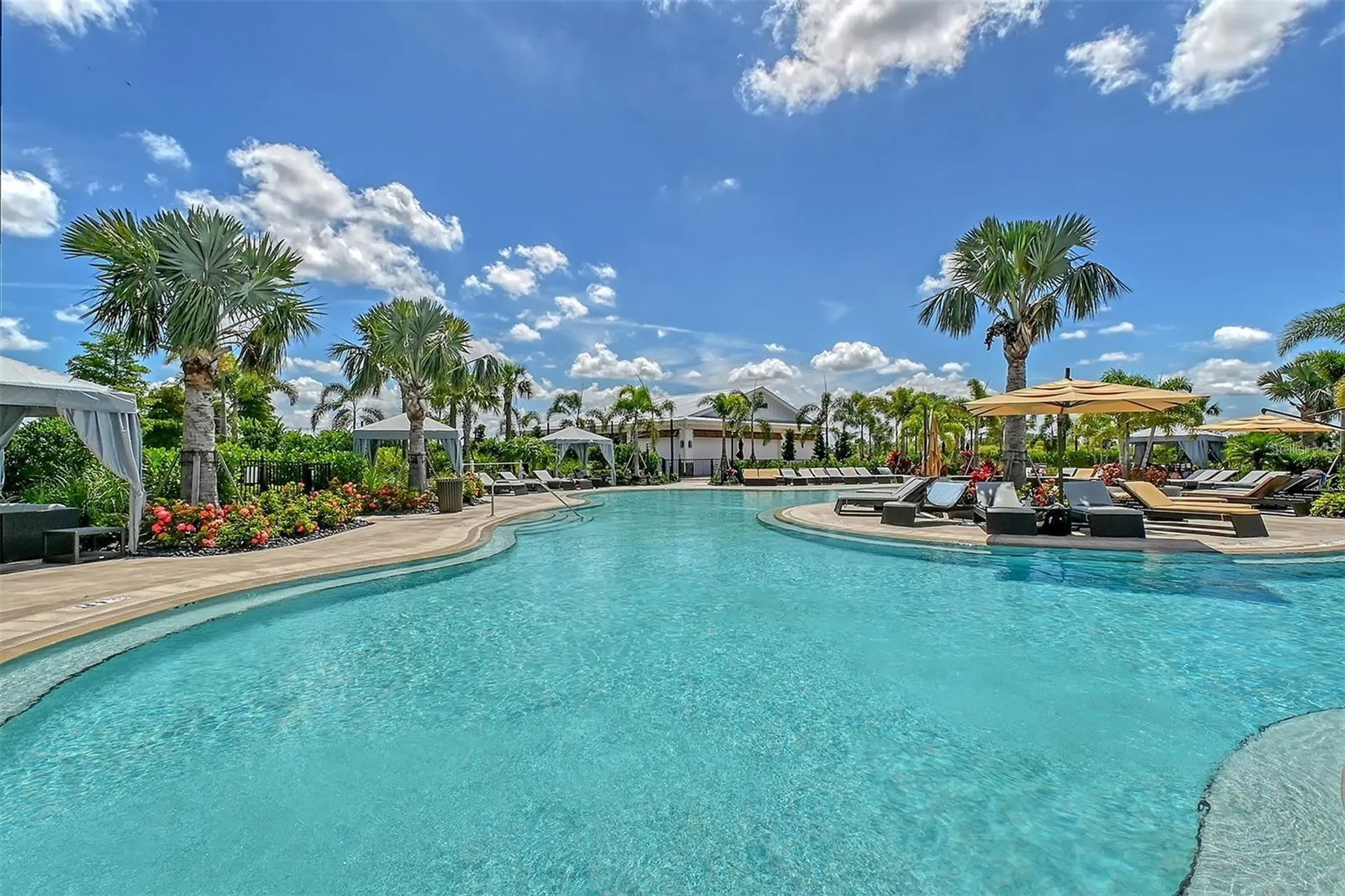 3419 Hilltop Circle Bradenton FL 34211